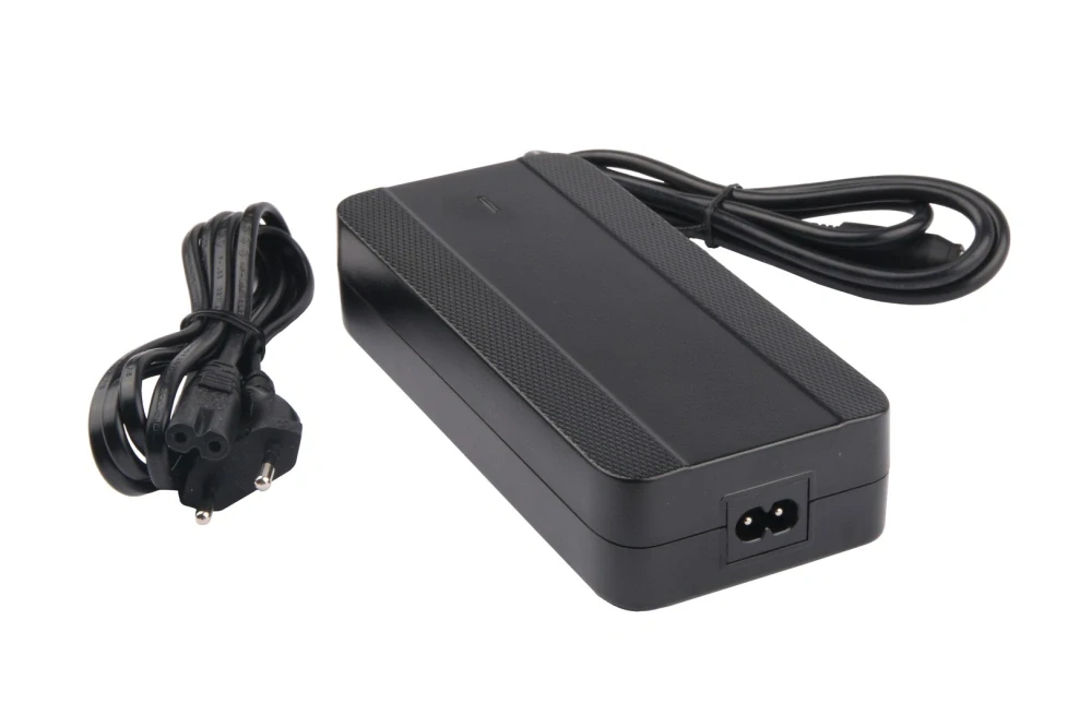 SPORT DRIVE Charger, 36V/4A