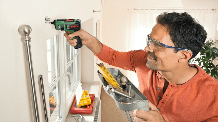 Bosch Cordless Screwdriver PSR SELECT